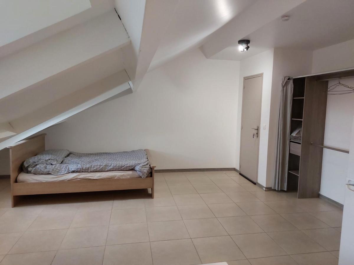 Apartment De La Gare, Grand Meuble